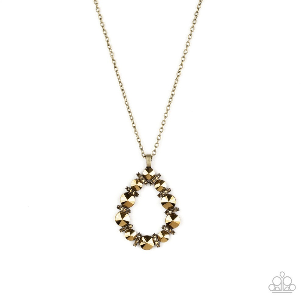 Necklace and earring set